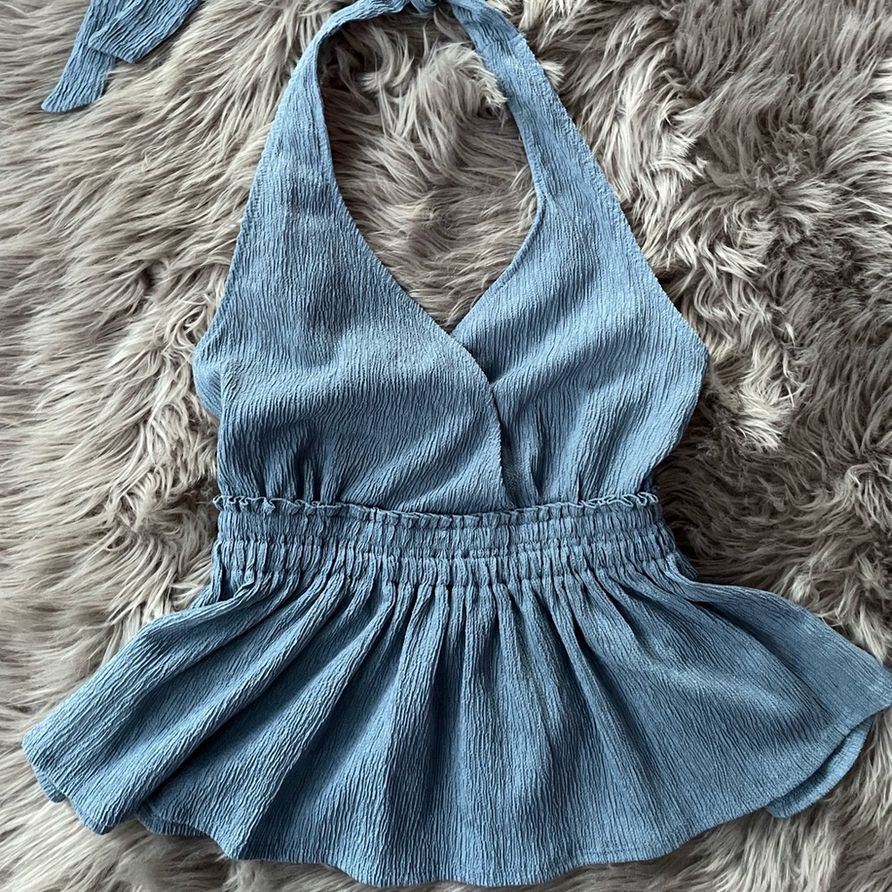 NWT Express Halter